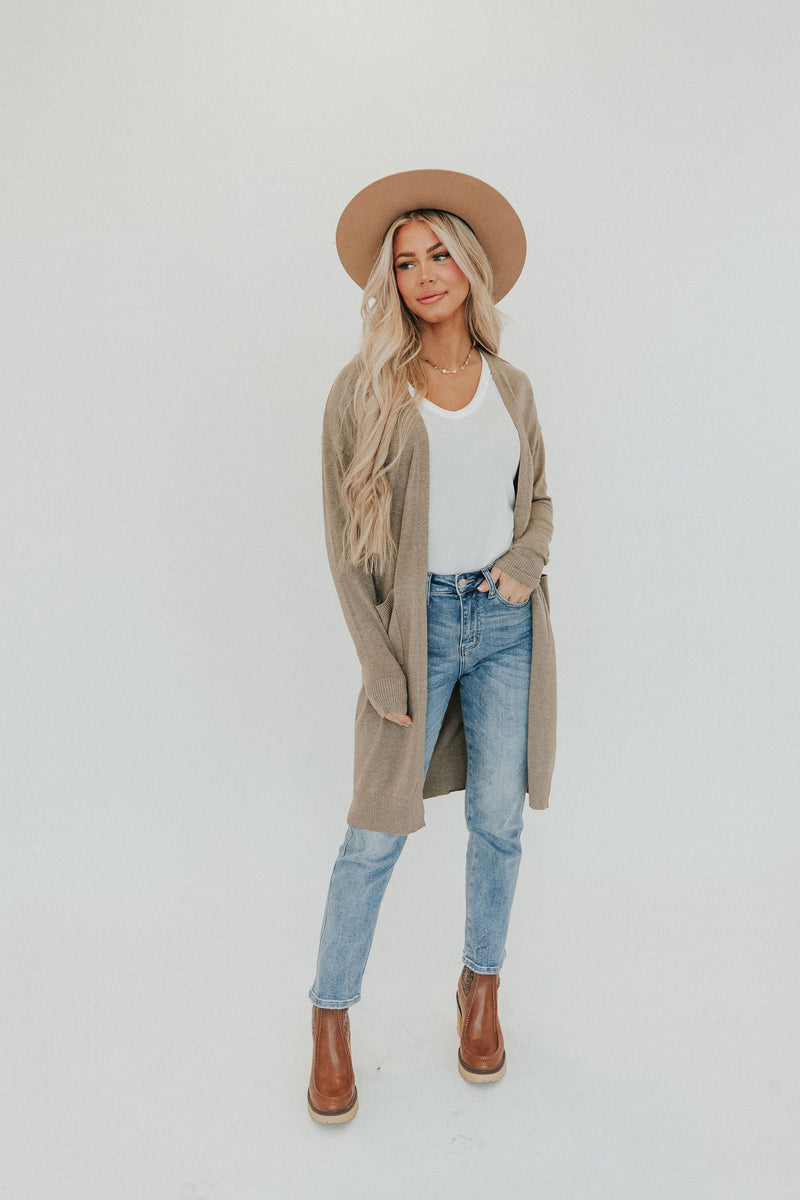 Undeniable Classic Cardigan - Mocha