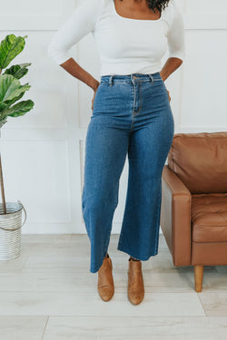 Can't Forget This Cropped Jeans