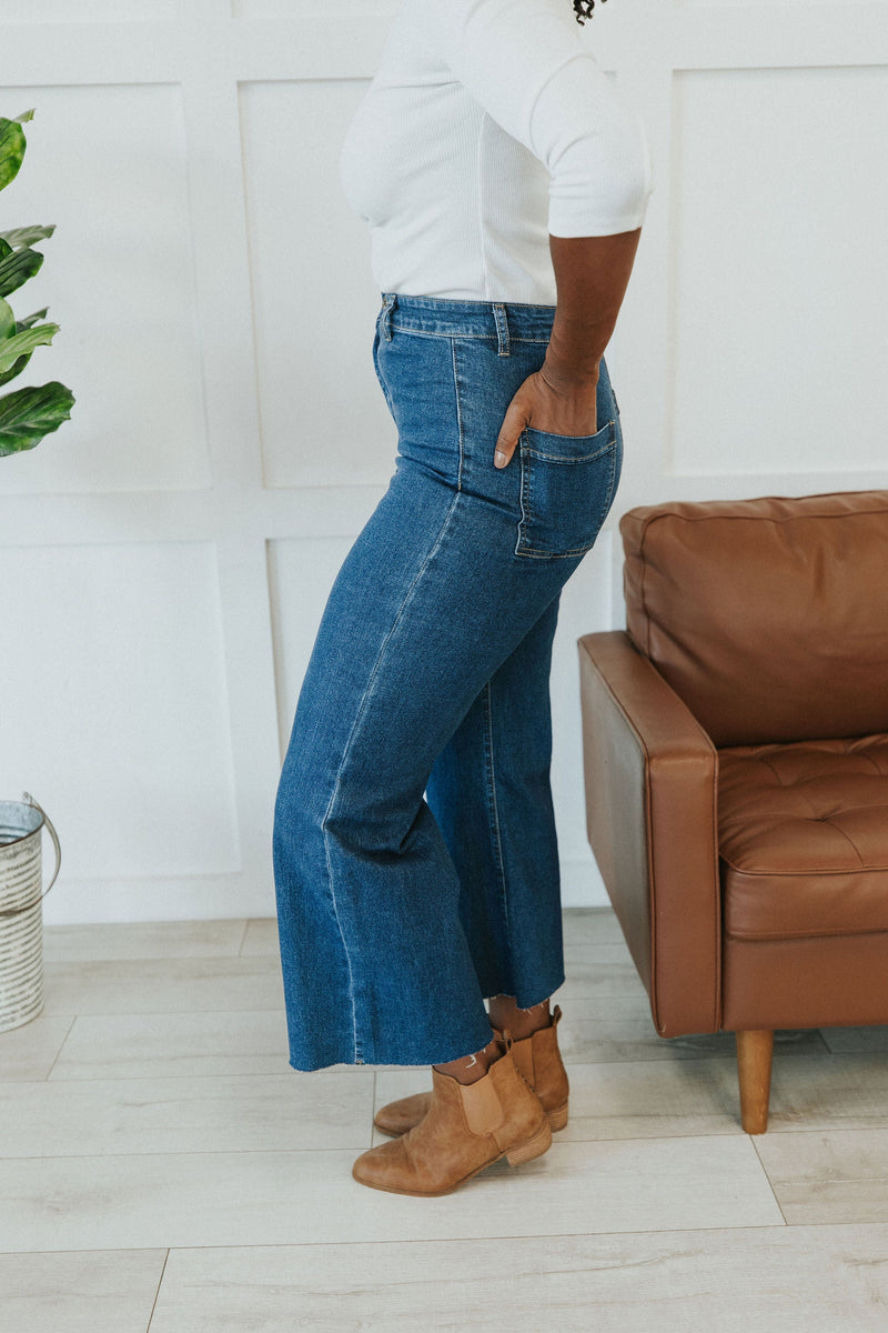 Can't Forget This Cropped Jeans
