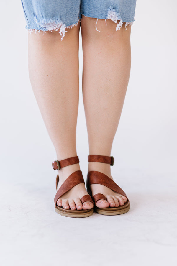 Steffy Sandals By Very G - Rust