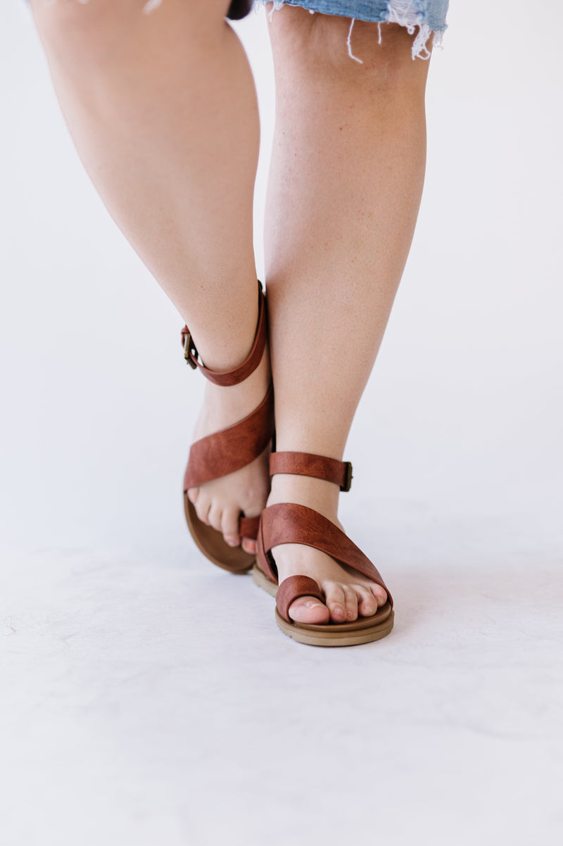 Steffy Sandals By Very G - Rust