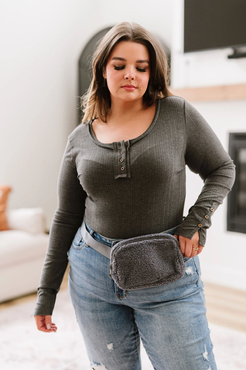 Lula Shoulder Sherpa Sling Bag- Gray
