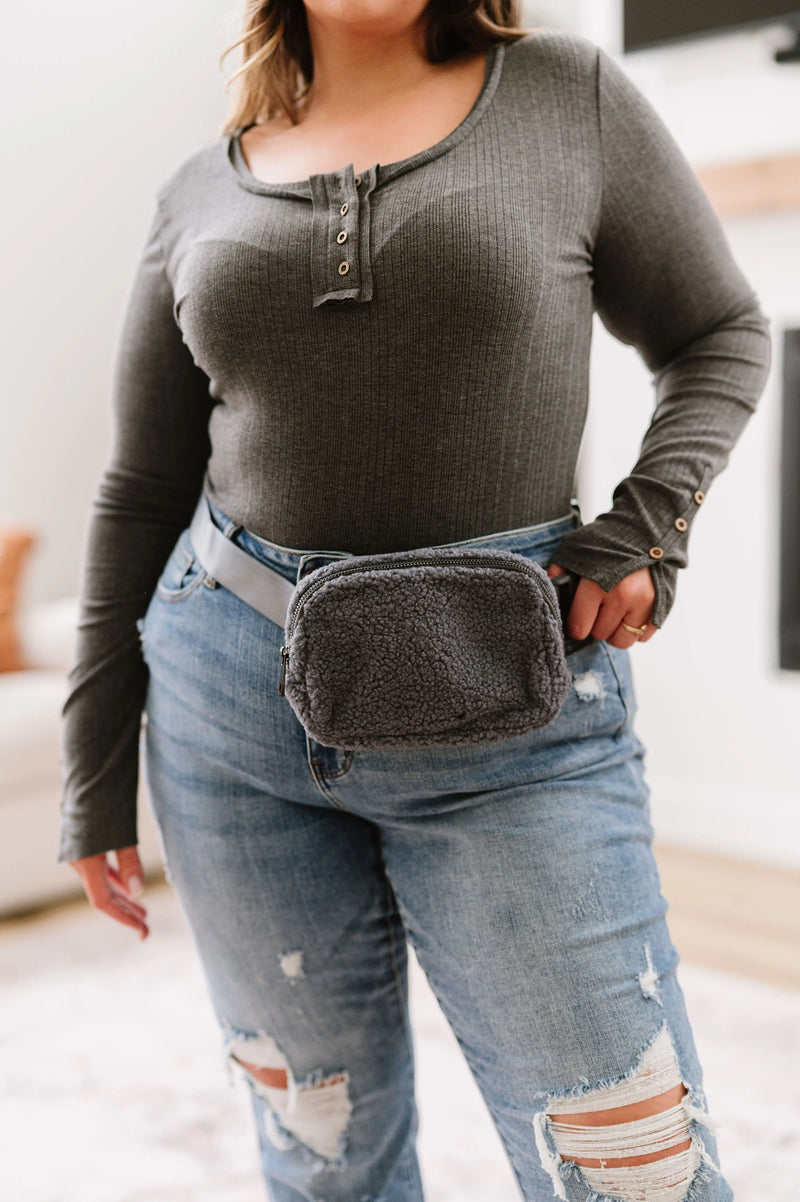 Lula Shoulder Sherpa Sling Bag- Gray