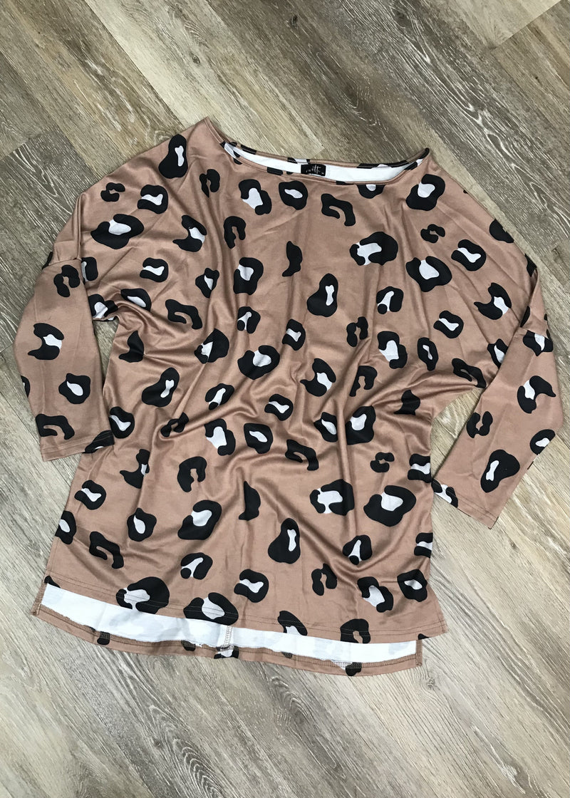 Leopard Crew with High/Low Hem