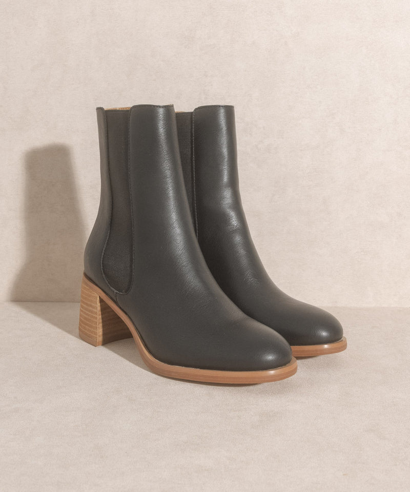 Cora Low Ankle Bootie - Black