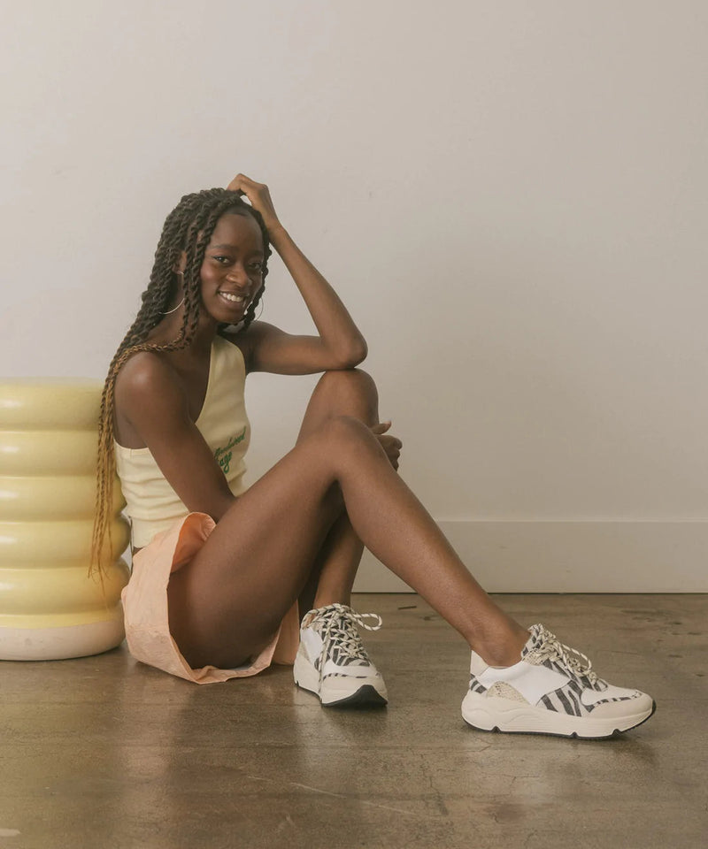 The Penelope Beige Platform Sneaker