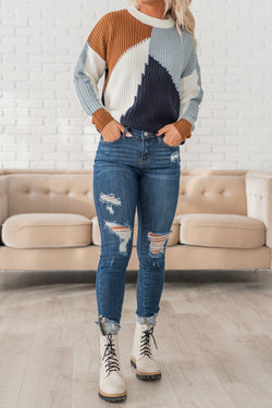 Center of Attention Distressed Jeans